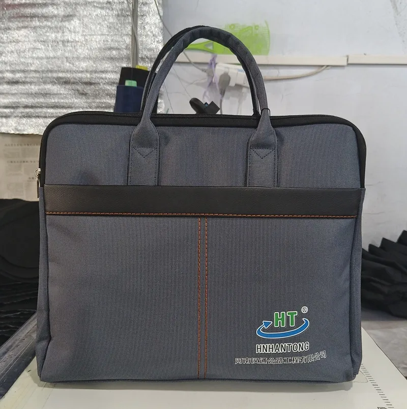 OEM custom laptop briefcase bag factory in China